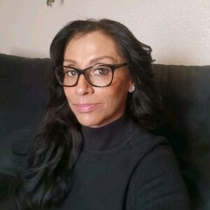 Meet your Posher, Ramona e